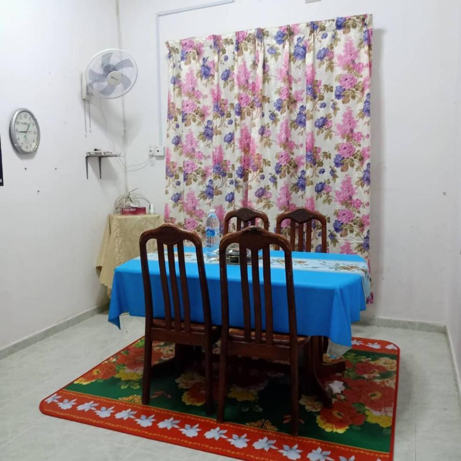 Syah Homestay Dungun Esterno foto