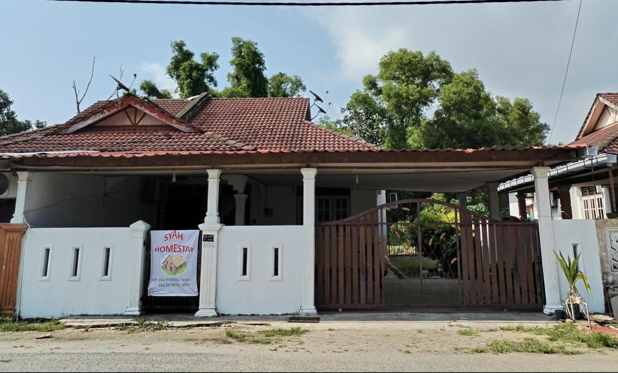 Syah Homestay Dungun Esterno foto